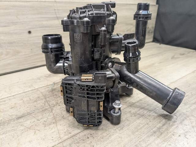 OEM BMW G01 G05 G07 G20 G22 G23 G26 G30 G42 Engine B58 Heat Management Module