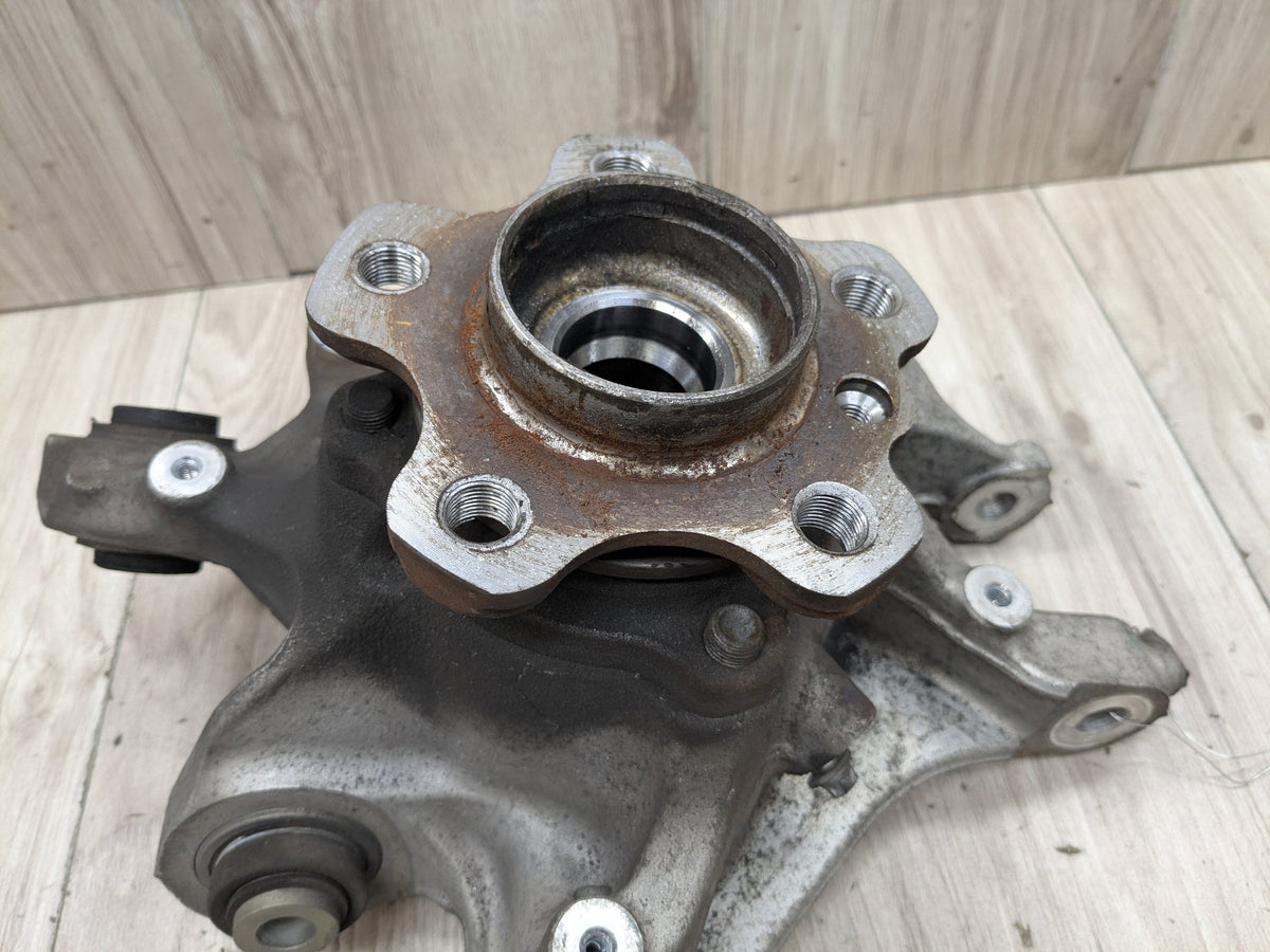 OEM BMW G01 X3 30i 30iX M40iX REAR Left Driver Knuckle Wheel Hub Spindle Bearing