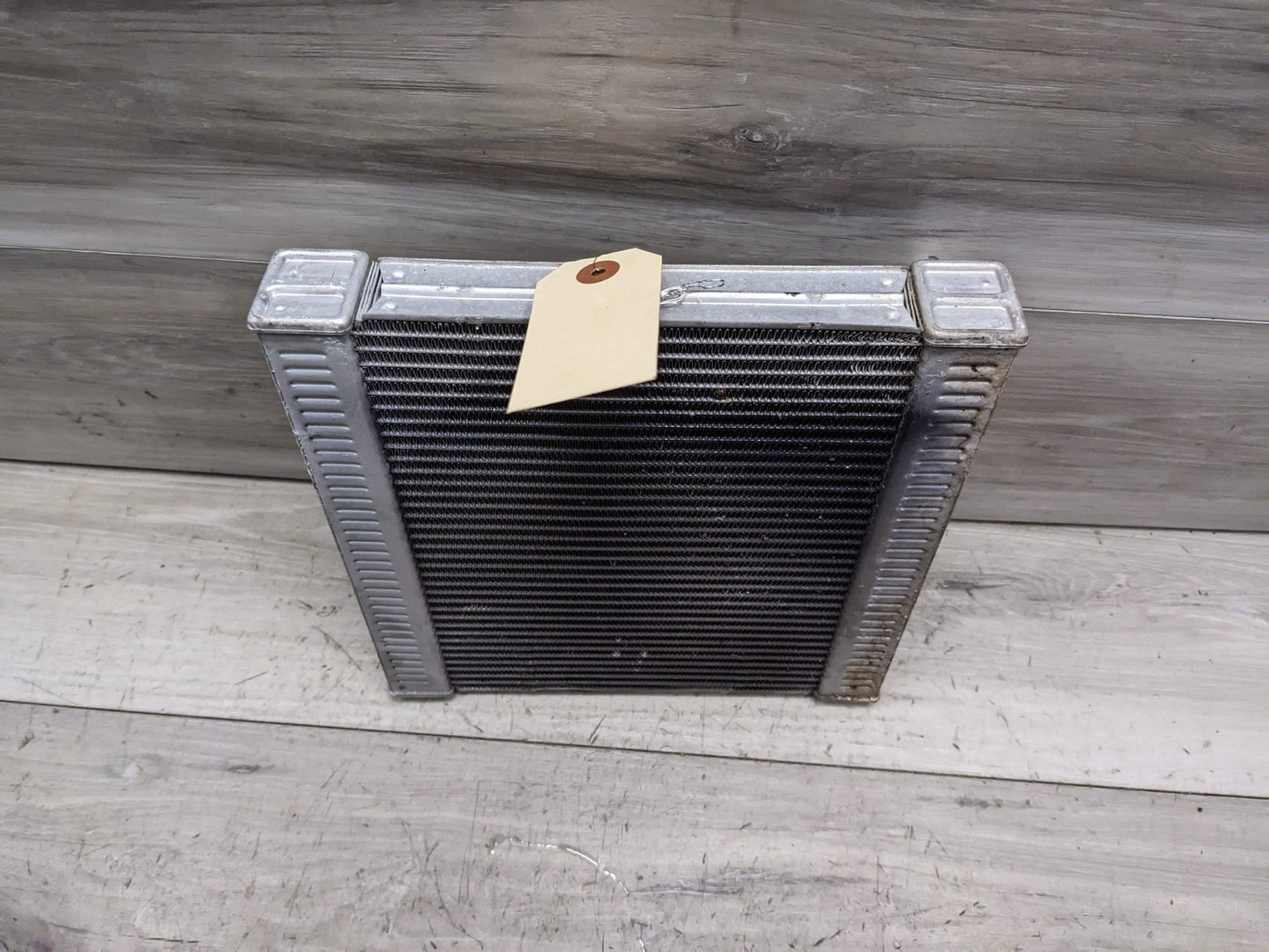 18-24 OEM BMW G12 G14 G16 G30 F90 F93 M5 M8 Second Auxiliary Coolant Radiator