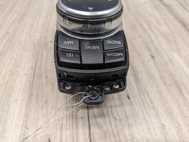 OEM BMW F10 F15 F30 F32 F80 F82 M3 M4 iDrive Navigation Controller Knob NBT NAV