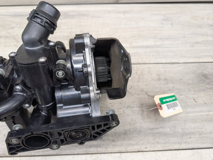 12-19 OEM AUDI A3 A4 A5 A6 S3 EA888 2.0L Engine Water Coolant Thermostat Pump