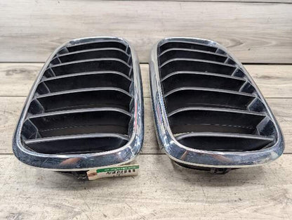 OEM BMW F16 X6 Front Left Driver Side Upper Bumper Kidney Grill Grille Chrome