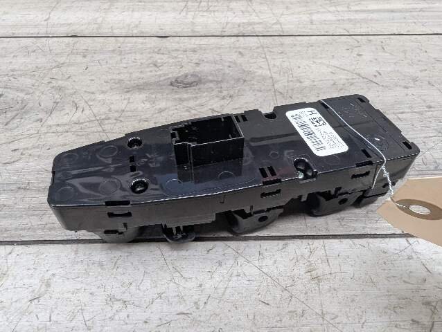 OEM BMW F90 M5 G30 530 540 M550 Front Driver Main Master Power Window Switch