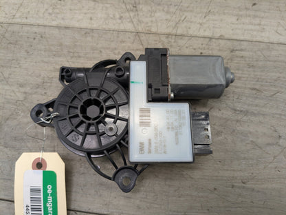 2021 BMW 330i G20 Front Right Passenger Door Window Glass Regulator Motor 8498860 OEM BMW G20 G80 330 M340 M3 FRONT Right Passenger Door Window Regulator Motor