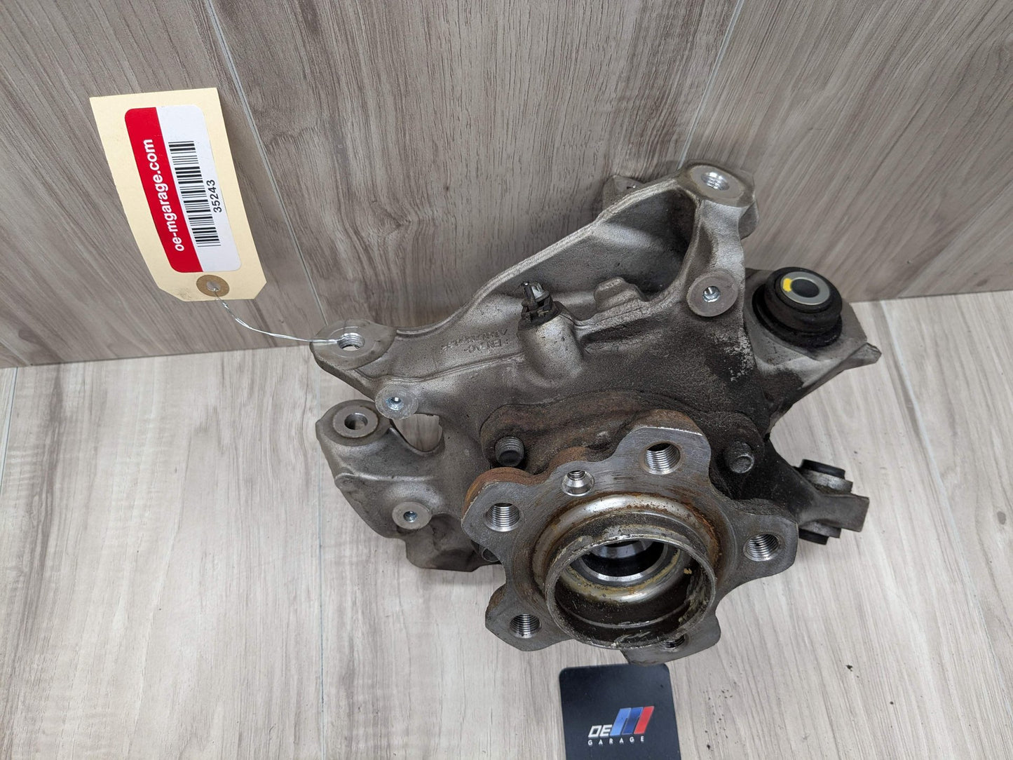 2021 BMW M340i G20 Rear Left Driver Spindle Knuckle w/ Bearing 6898479 19-25 OEM BMW G20 330 M340 REAR Left Driver Knuckle Wheel Hub Spindle Bearing