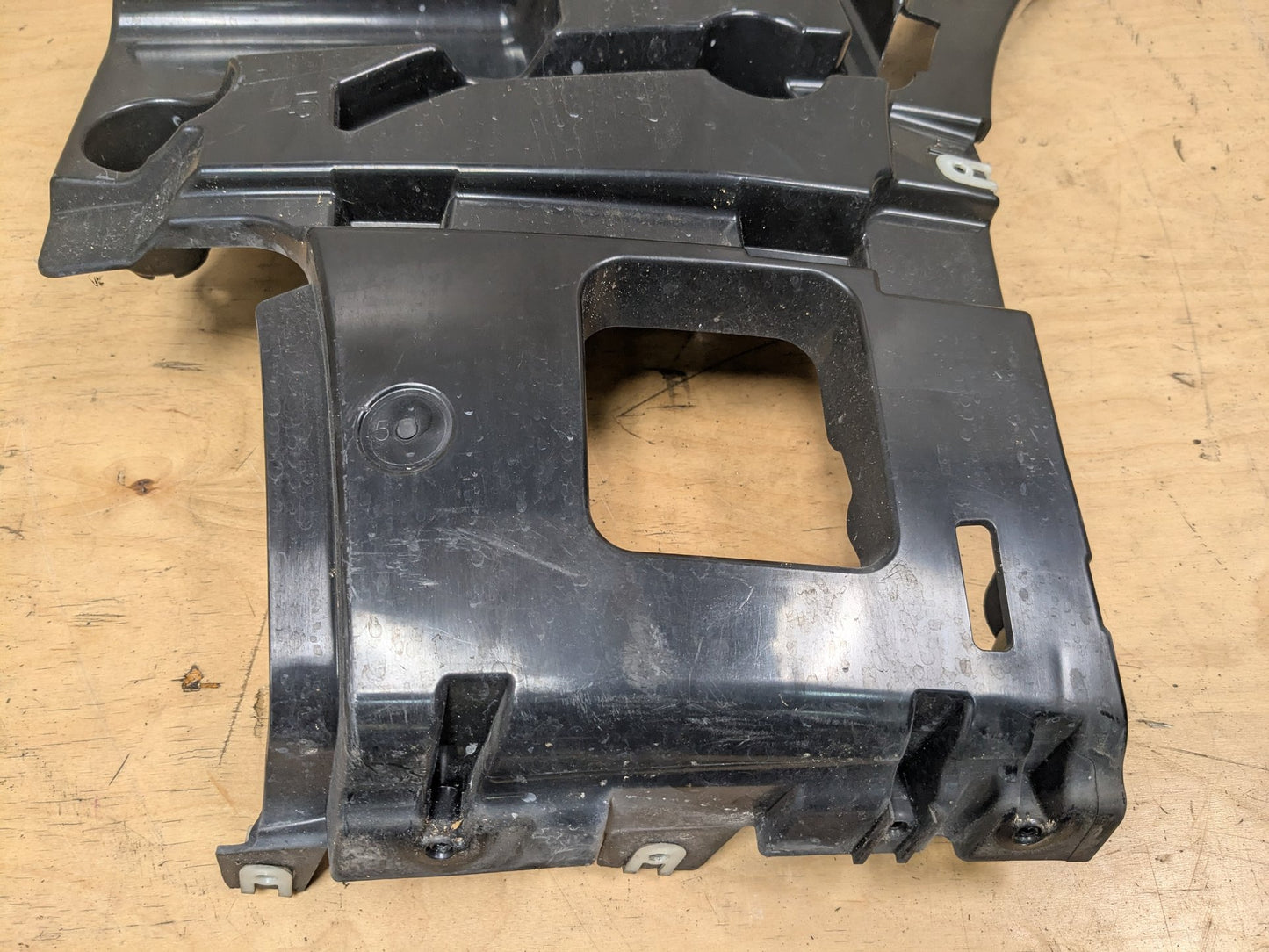 18-21 BMW G01 F97 X3 Rear Bumper Right Passenger Side Brackets Mounts Supports