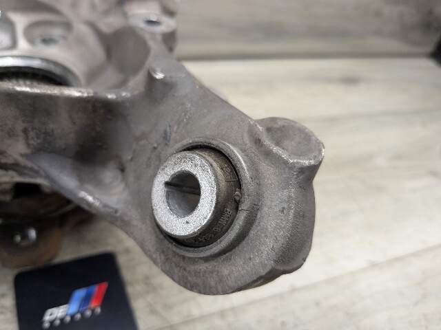 2020 BMW 330i G20 Rear Left Driver Spindle Knuckle w/ Bearing 6879533 19-25 OEM BMW G20 330 M340 REAR Left Driver Knuckle Wheel Hub Spindle Bearing