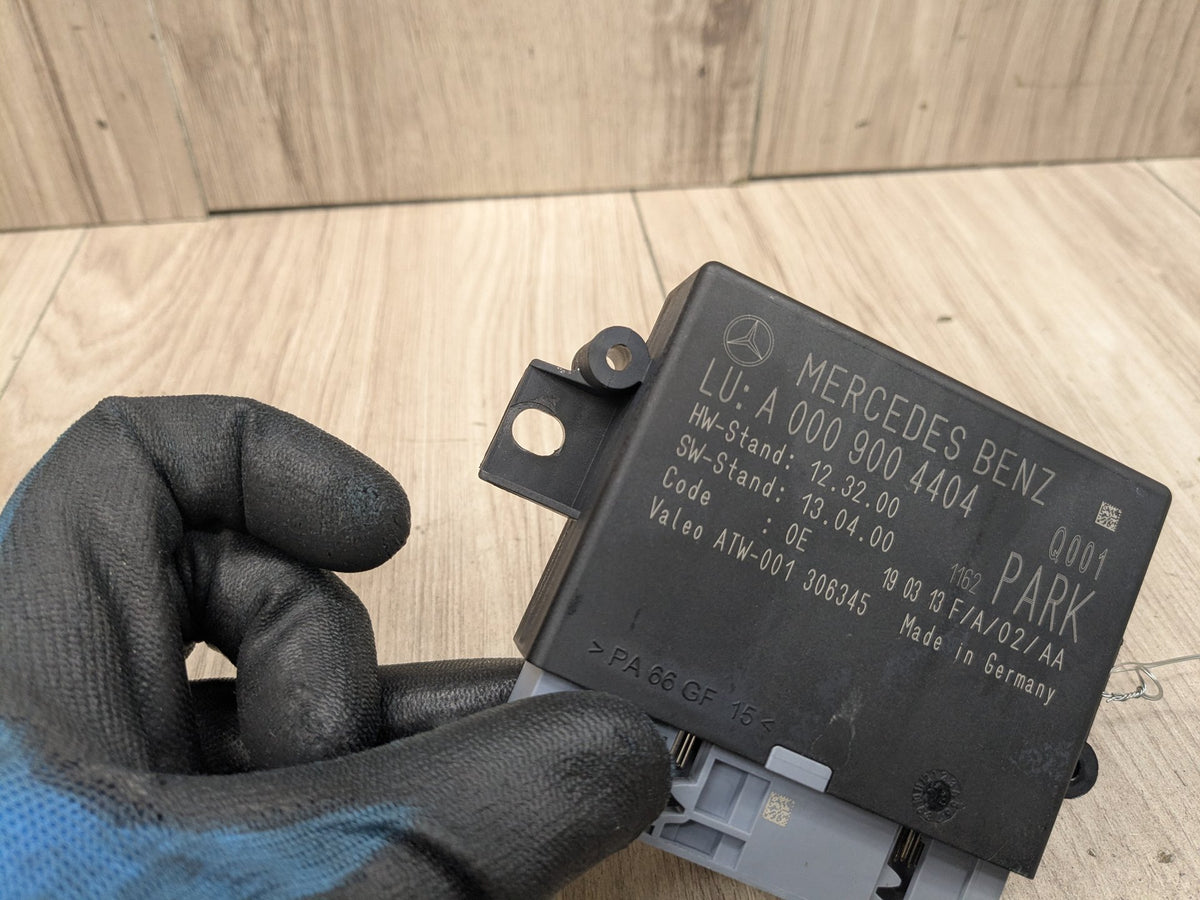OEM Mercedes W212 E350 E550 Parking Park Distance Assist Control Module