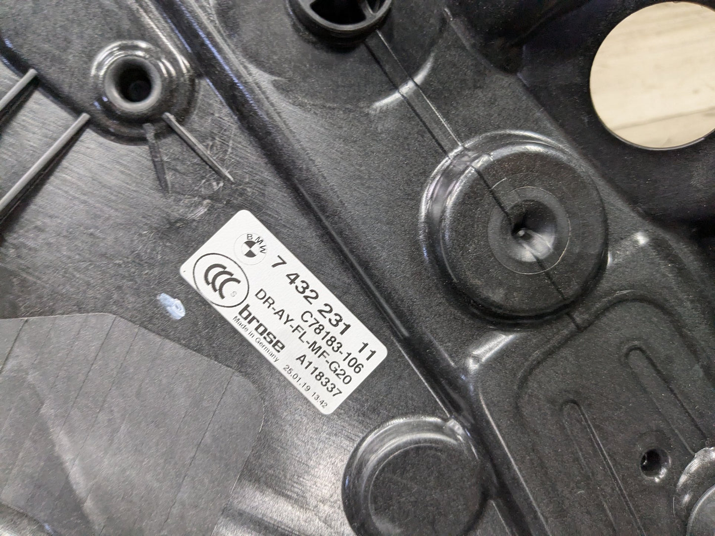 2019 BMW 330i G20 Front Left Driver Door Window Glass Regulator Motor 7432231 OEM BMW G20 G80 330 M340 M3 FRONT Left Driver Door Window Regulator Motor