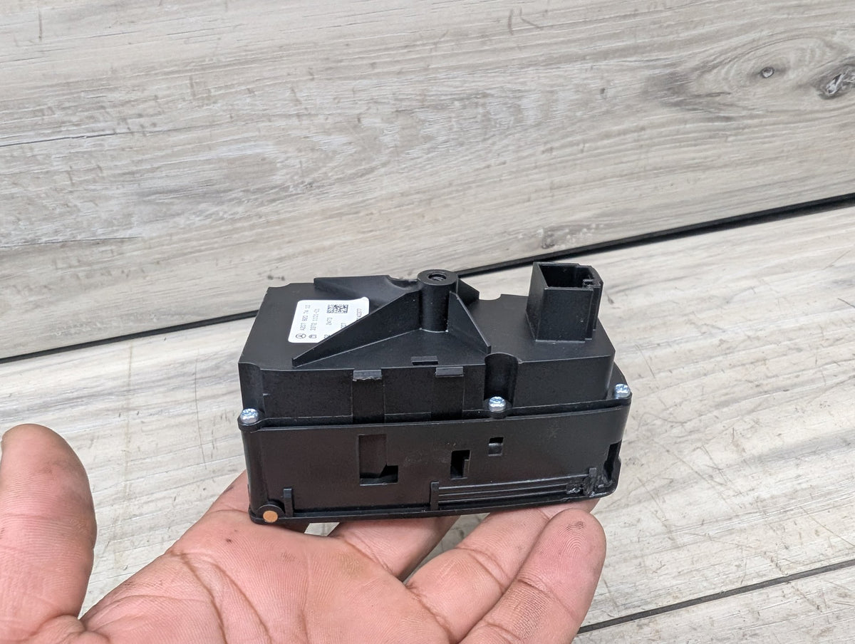 OEM Mercedes A207 W207 E350 E550 Convertible Folding Top Roof Button Switch