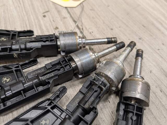 OEM BMW F44 F48 G01 G05 G20 G26 G30 G42 Engine High Pressure Fuel Injectors Set