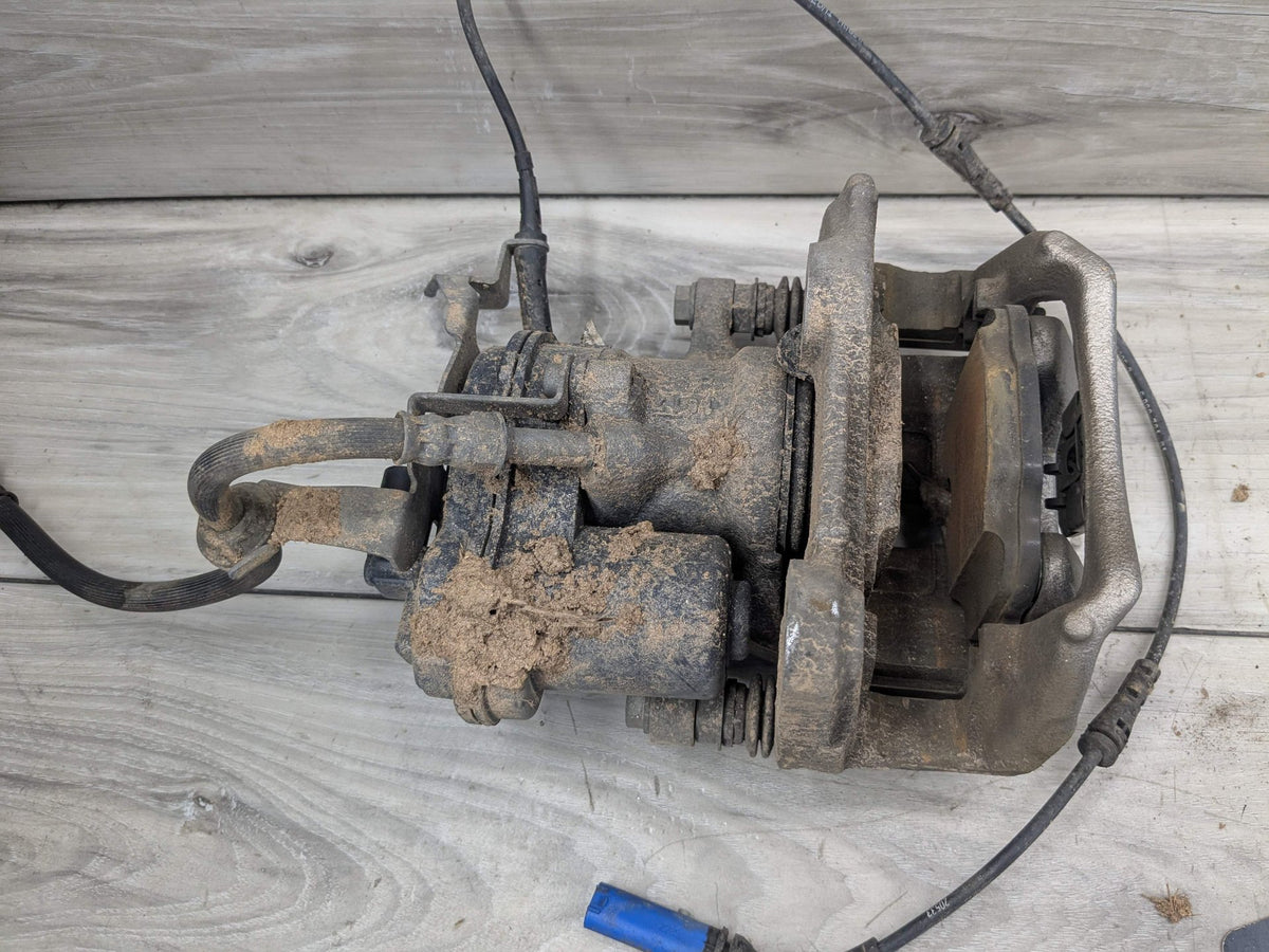 16-21 OEM BMW G30 540 G11 G12 740 750 Rear Left Driver Side Brake Caliper