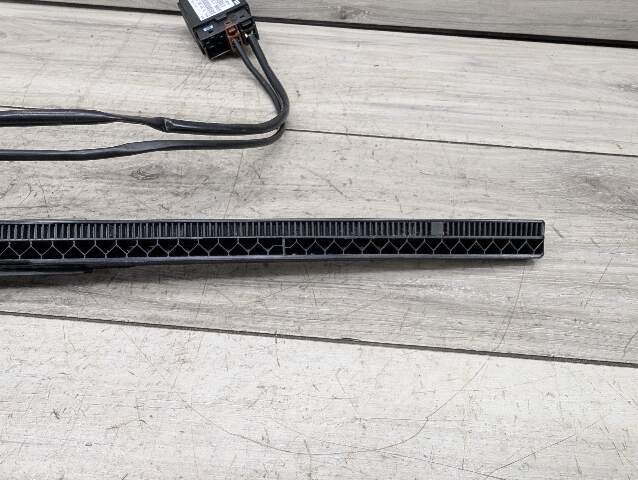 OEM BMW F32 F82 M4 Front Right Passenger Side Seat Belt Handover Extender Arm