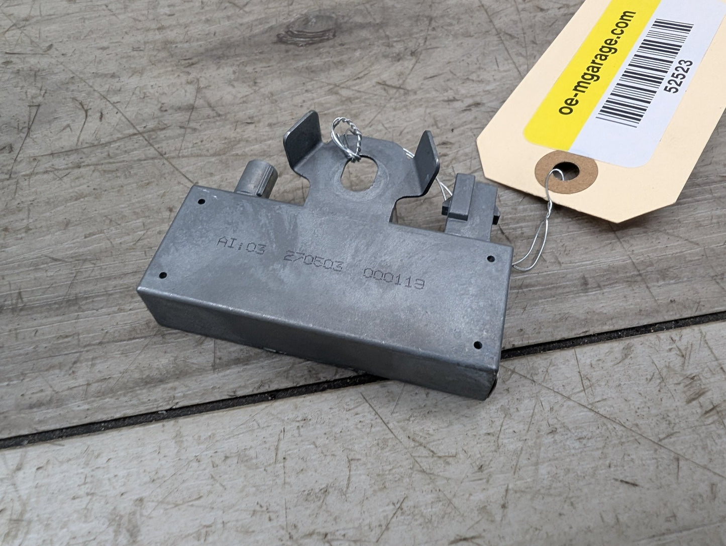 03-08 OEM BMW E85 Z4 Rear Bumper Radio Antenna Amplifier Booster Module