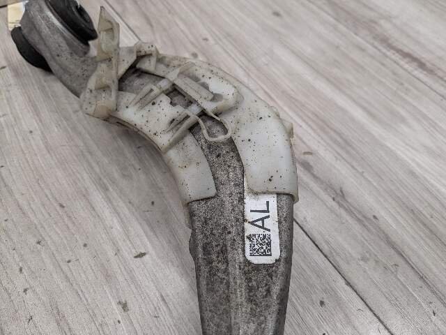 2020 BMW 740i G12 Rear Left Driver Control Arms SET 6883339