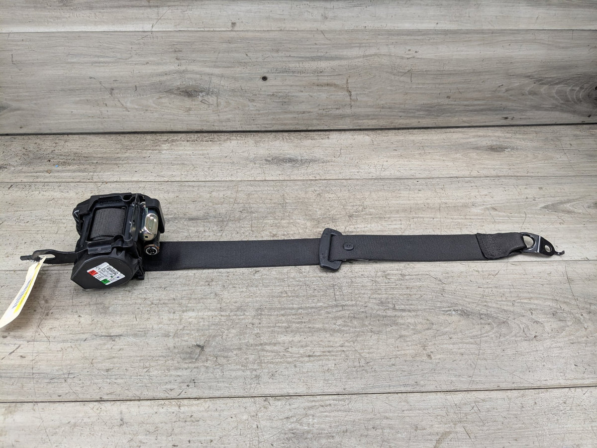 2017-2023 BMW M550i G30 Rear Left Driver Seatbelt Seat Belt Buckle 7455625 OEM BMW F90 M5 G30 530 540 Rear Left Right Upper Seatbelt Seat Belt Retractor OEM