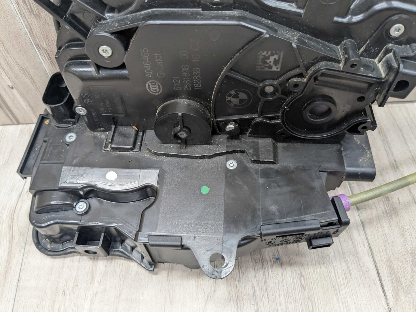2016 BMW 750i G12 Front Right Passenger Door Latch Lock Actuator w/ Soft Close 2561898 16-22 OEM BMW G11 G12 FRONT RIGHT PASSENGER Door Lock Latch Actuator SOFT CLOSE