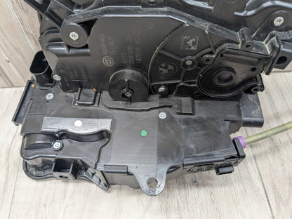2016 BMW 750i G12 Front Right Passenger Door Latch Lock Actuator w/ Soft Close 2561898 16-22 OEM BMW G11 G12 FRONT RIGHT PASSENGER Door Lock Latch Actuator SOFT CLOSE