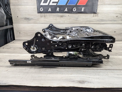 2018 - 2024 BMW X3 G01 Front Right Passenger Seat Lower Track Frame Assembly 7414610 B58B30O1