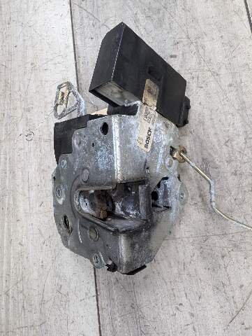 1996 - 2003 BMW Z3 E36 Front Right Passenger Door Latch Lock Actuator 8353012 M54B25O0