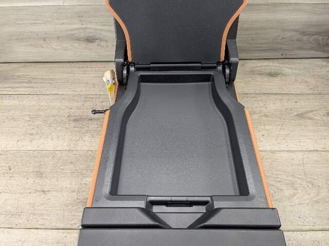2019 - 2026 BMW X5 G05 Rear Center Middle Seat W/ Cupholder Armrest Assembly 7499801 B58B30M1