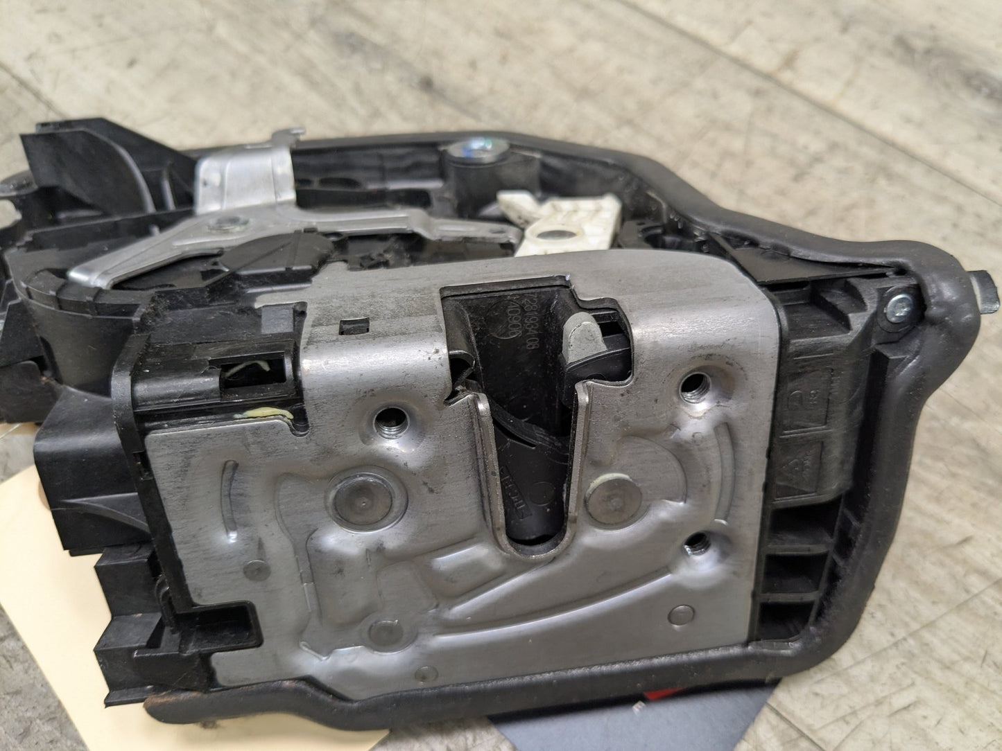 OEM BMW F15 F48 F85 G12 FRONT Right Passenger Door Handle Lock Latch Actuator
