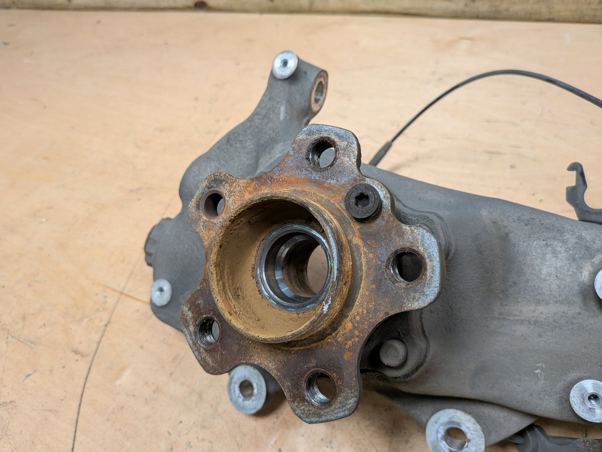 16-19 OEM BMW G11 G12 740 750 AWD Front Left Driver Spindle Hub Carrier Knuckle