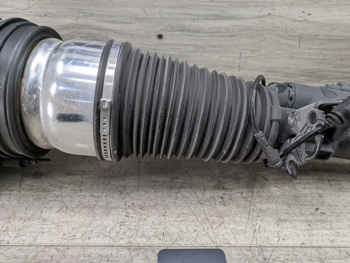 2017 BMW 740i G12 Front Right Passenger Spring Strut Shock Absorber 6877554 AFT BMW 16-22 G11 G12 740i RWD Front Right Passenger Air Shock Strut Absorber