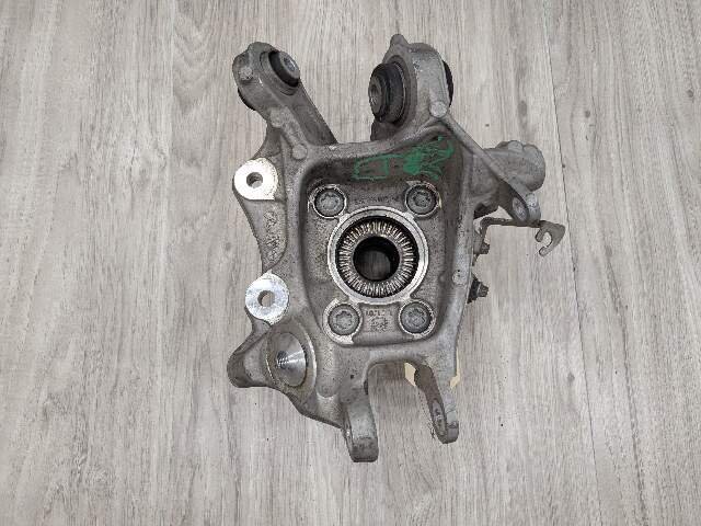 2019 BMW 330i G20 Rear Left Driver Spindle Knuckle w/ Bearing 6878623 19-25 OEM BMW G20 330 M340 REAR Left Driver Knuckle Wheel Hub Spindle Bearing OEM