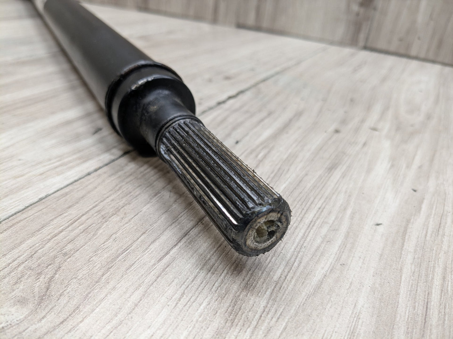 2019 BMW 330i G20 Front Propeller Driveshaft Drive Shaft 9425911 16-22 OEM BMW F90 G01 G12 G15 G16 G20 G30 M5 Drive Shaft Driveshaft Front Output