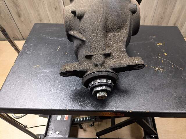 07-13 OEM BMW E70 X5 3.5d Rear Differential Axle Carrier 3.64 DIESEL M57