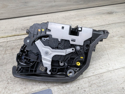 2017 BMW 740i G12 Rear Left Driver Door Latch Lock Actuator w/ Soft Close 2581897 OEM BMW G12 740 750 M760 B7 REAR LEFT DRIVER Door Lock Latch Actuator SOFT CLOSE