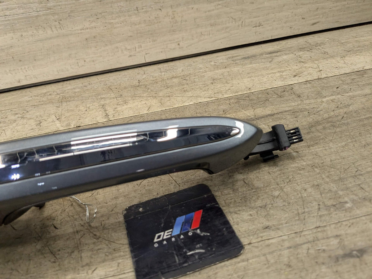 OEM BMW G30 530 540 M550 F90 M5 COMFORT ACCESS Right Passenger Door Handle