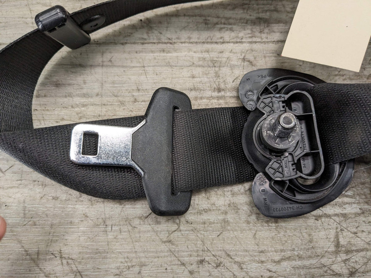 16-21 OEM BMW G11 G12 740 750 Front Right Passenger Seat Belt Retractor Black