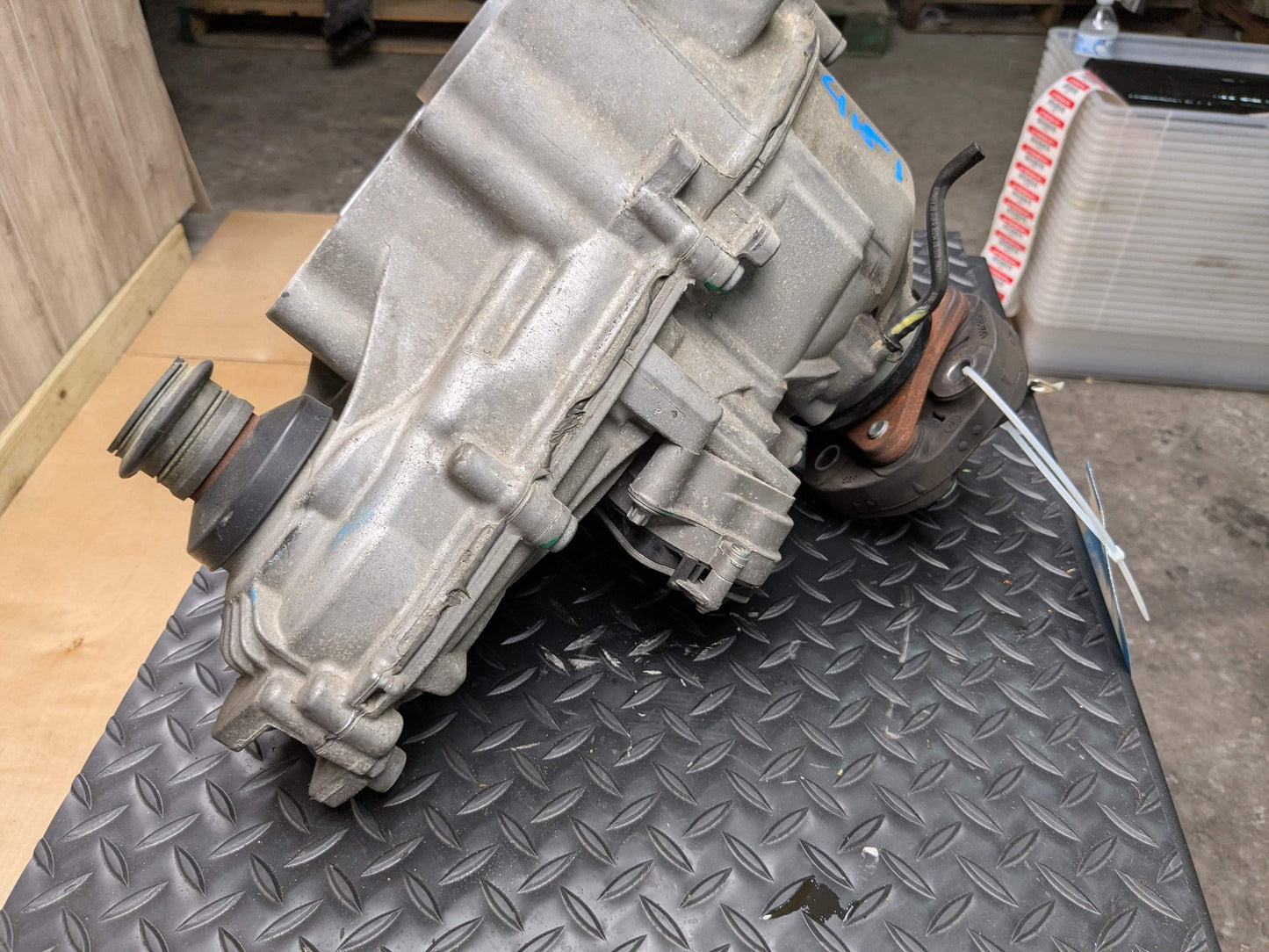 2015 BMW X6 Transmission Transfer Case 129925k 8623349
