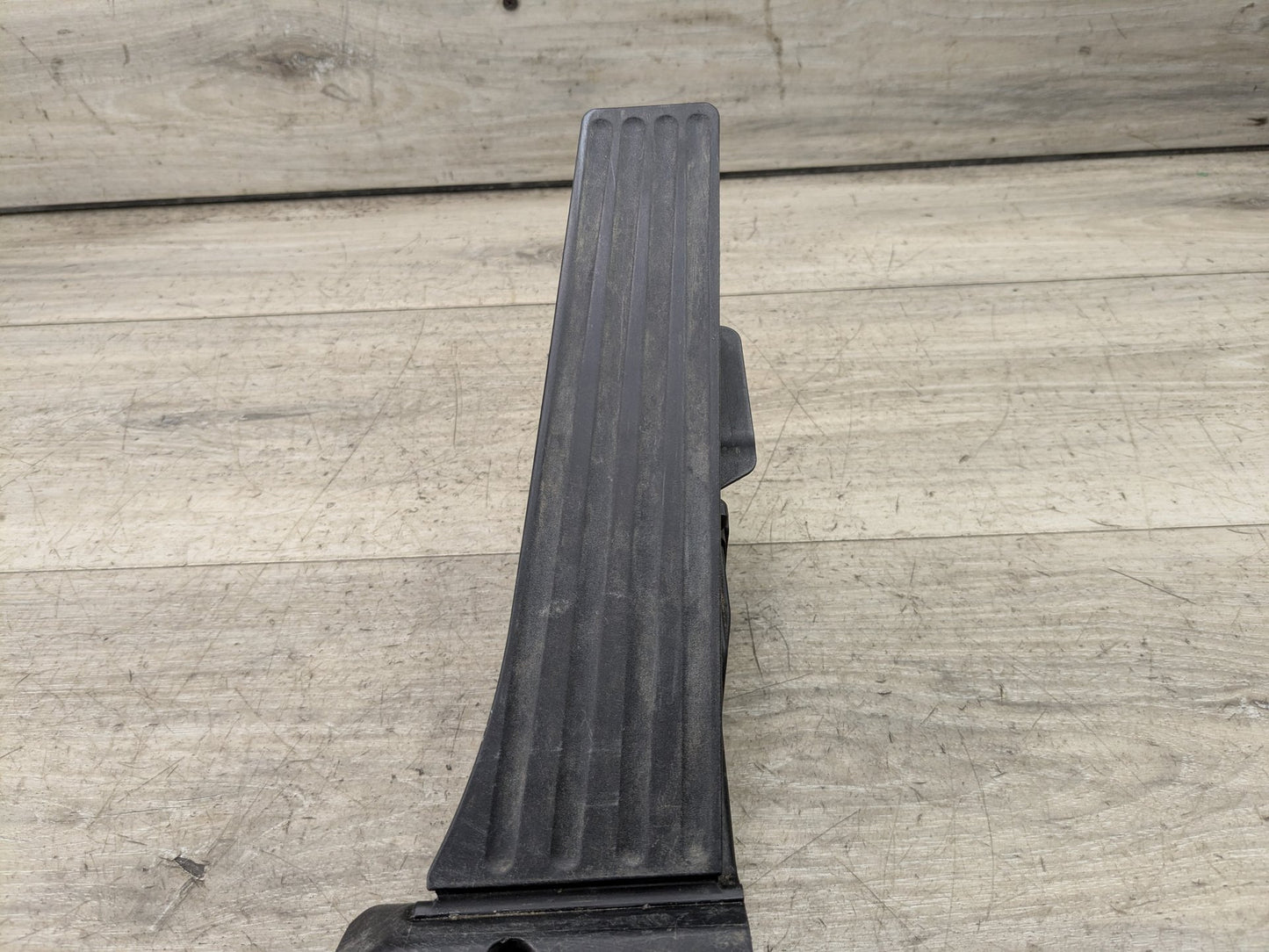 OEM BMW F15 F22 F25 F30 F36 F80 G01 G05 G20 X3 X5 Accelerator Throttle Gas Pedal