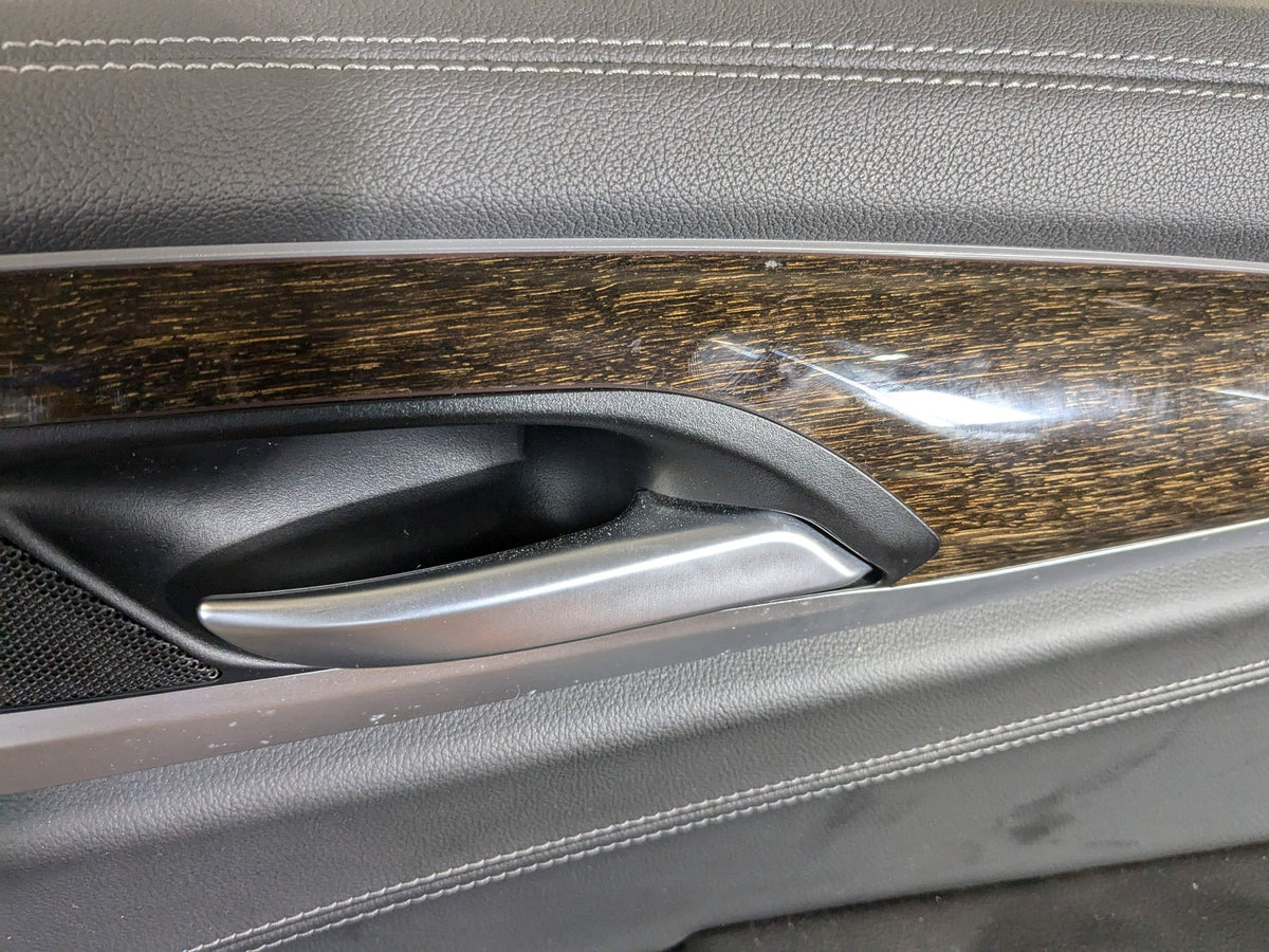 2019 BMW X3 G01 Rear Right Passenger Interior Door Panel Card 6844752 OEM BMW G01 X3 REAR Right Passenger Interior Door Panel Card Trim Cover Black OEM