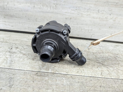 OEM BMW F23 F30 F32 F36 F80 F82 M3 Engine B46 S55 Auxiliary Coolant water Pump