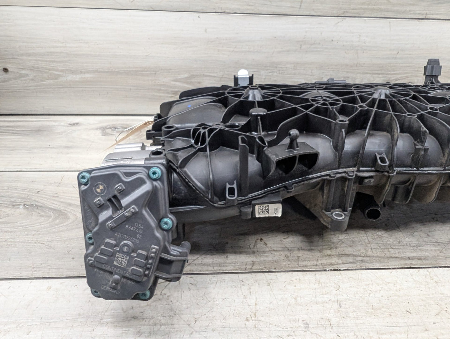 OEM BMW G01 G05 G12 G20 G42 G30 M340 M440 X3 Engine B58 Intake Manifold 8647977