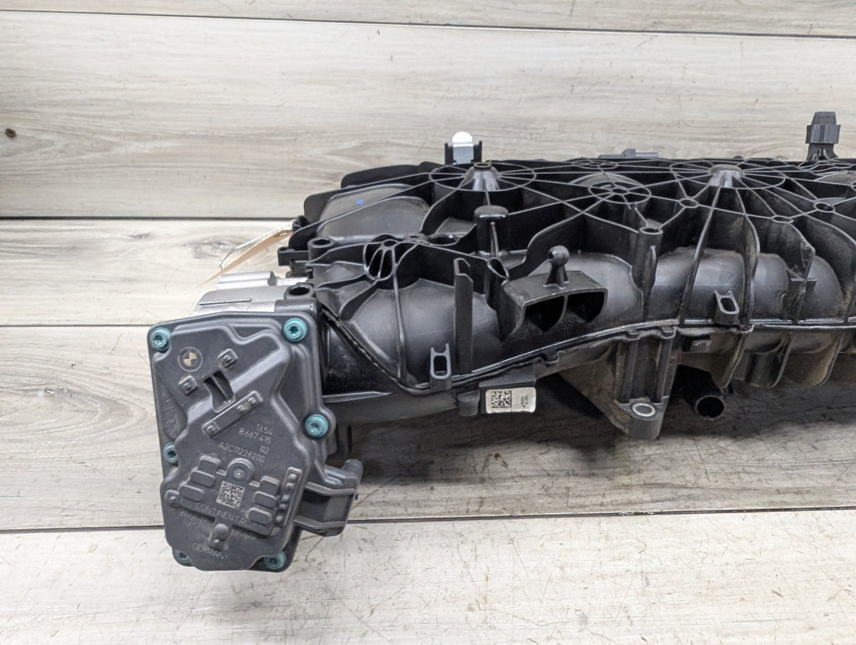 OEM BMW G01 G05 G12 G20 G42 G30 M340 M440 X3 Engine B58 Intake Manifold 8647977