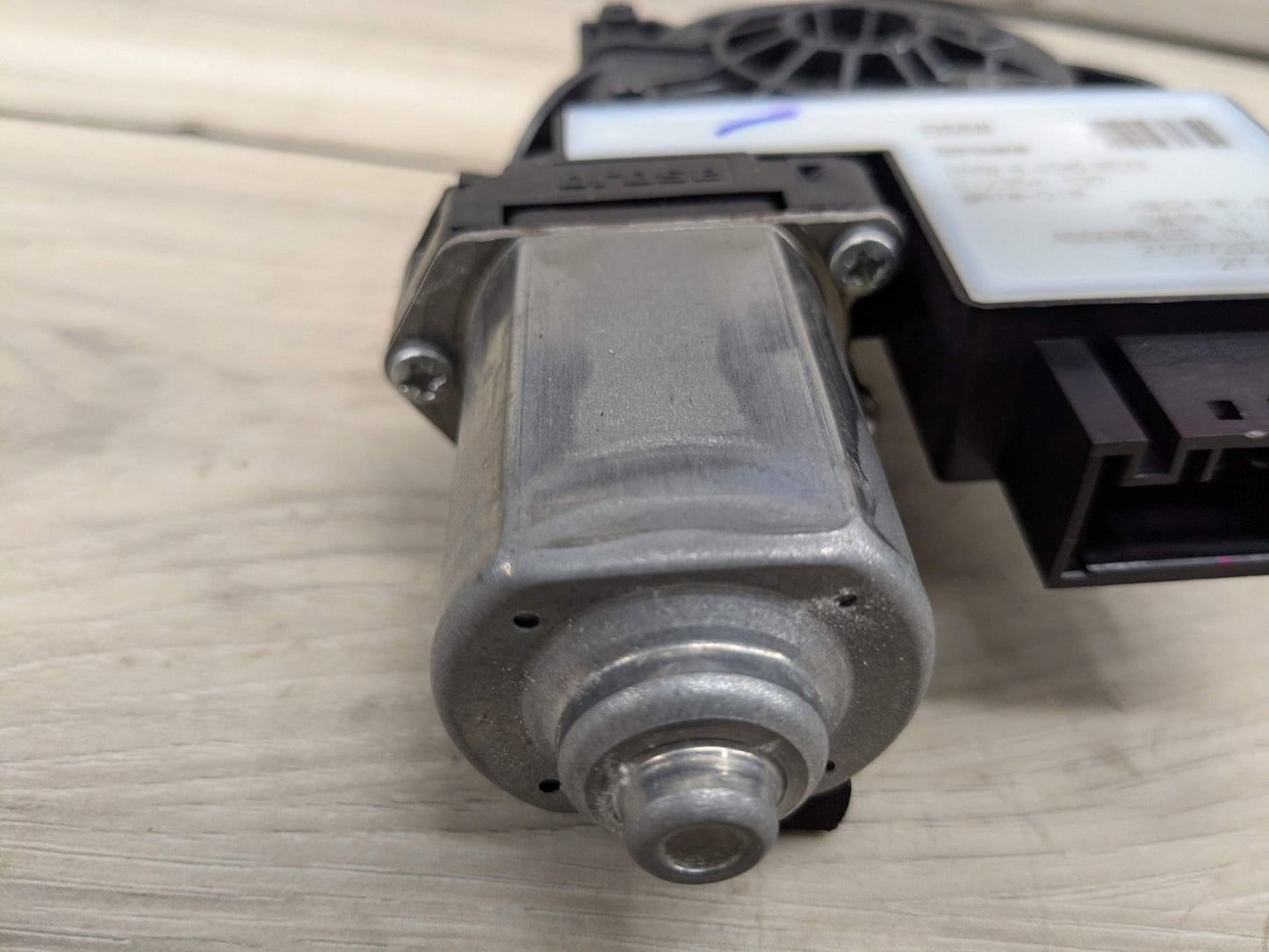 2021 BMW M340i G20 Front Left Driver Door Window Glass Regulator Motor 8498859 OEM BMW G20 G80 330 M340 M3 FRONT Left Driver Side Door Window Regulator Motor