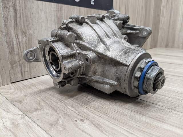 OEM BMW F39 F44 F48 X1 X2 28 228 AWD Transmission Transfer Case Box Gearbox B46
