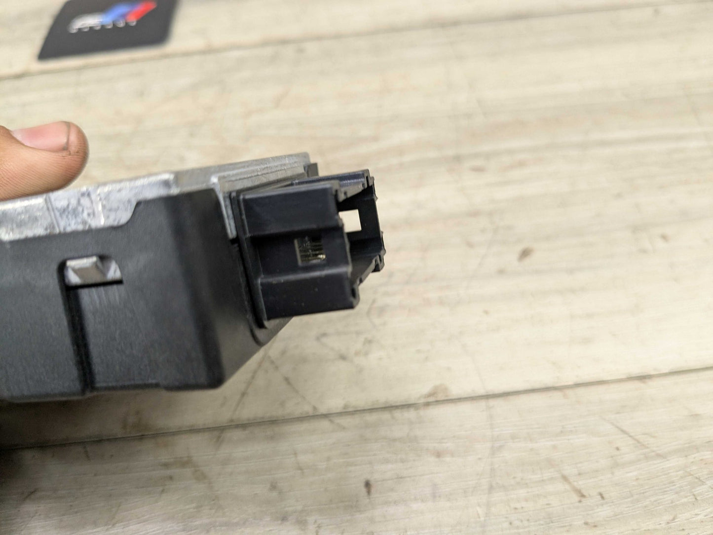 OEM BMW F90 G12 G20 G22 G23 G42 G80 G82 G83 M3 M5 EKP Fuel Pump Control Module Unit