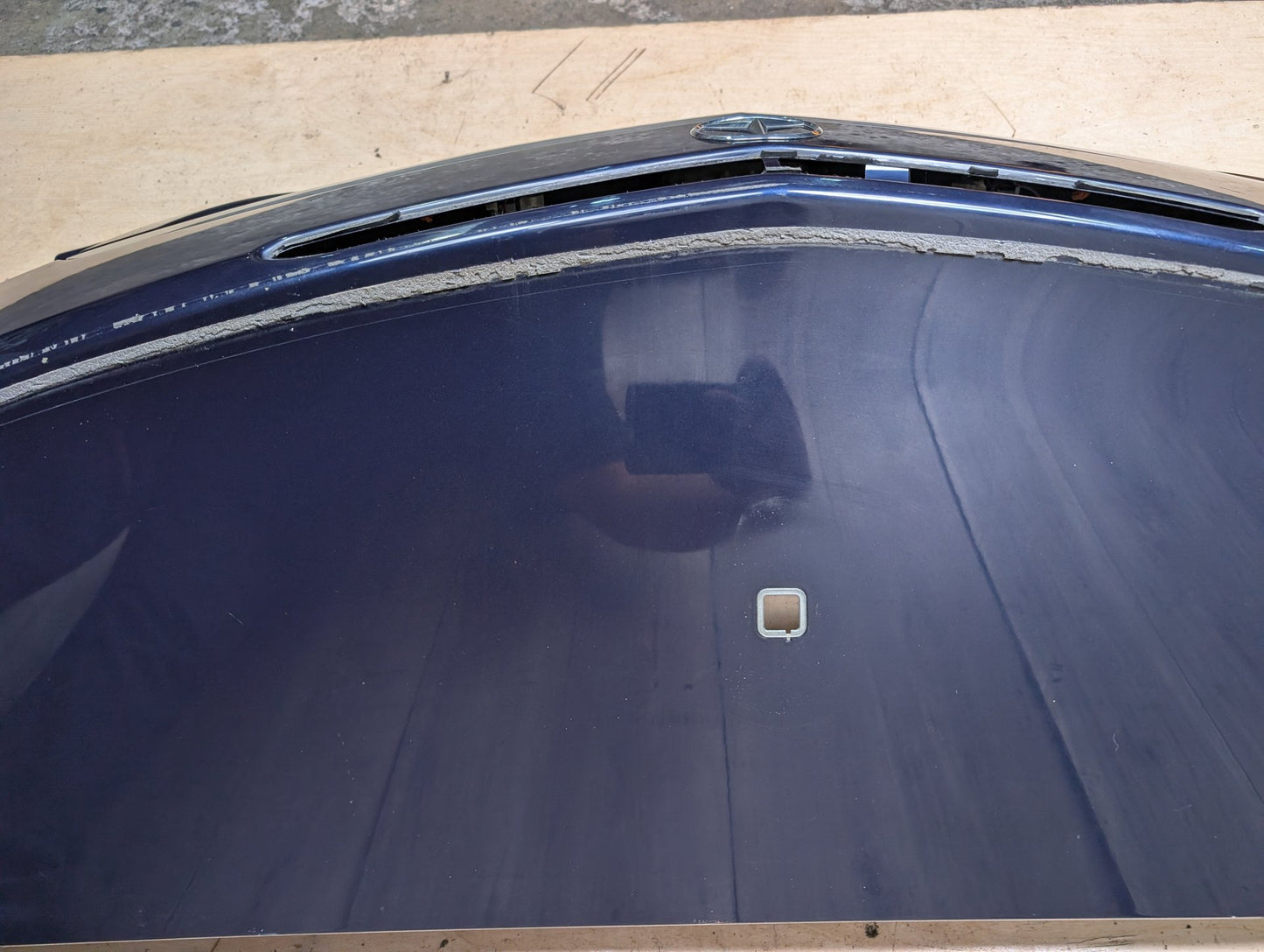 11-17 OEM Mercedes A207 C07 W207 E350 E400 E550 Trunk Lid Panel Deck Shell Blue Blue 890
