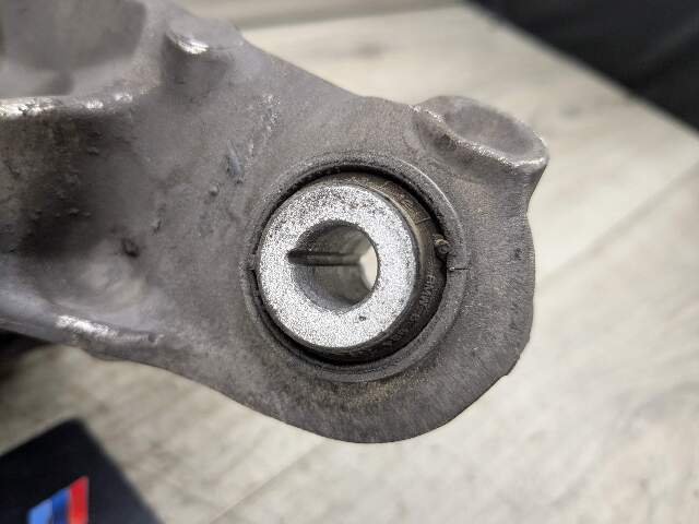 2020 BMW 330i G20 Rear Left Driver Spindle Knuckle w/ Bearing 6879533 19-25 OEM BMW G20 330 M340 REAR Left Driver Knuckle Wheel Hub Spindle Bearing