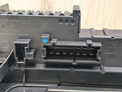 OEM Mercedes W207 W212 E350 E550 Rear SAM Trunk Signal Control w/ Fuse Box