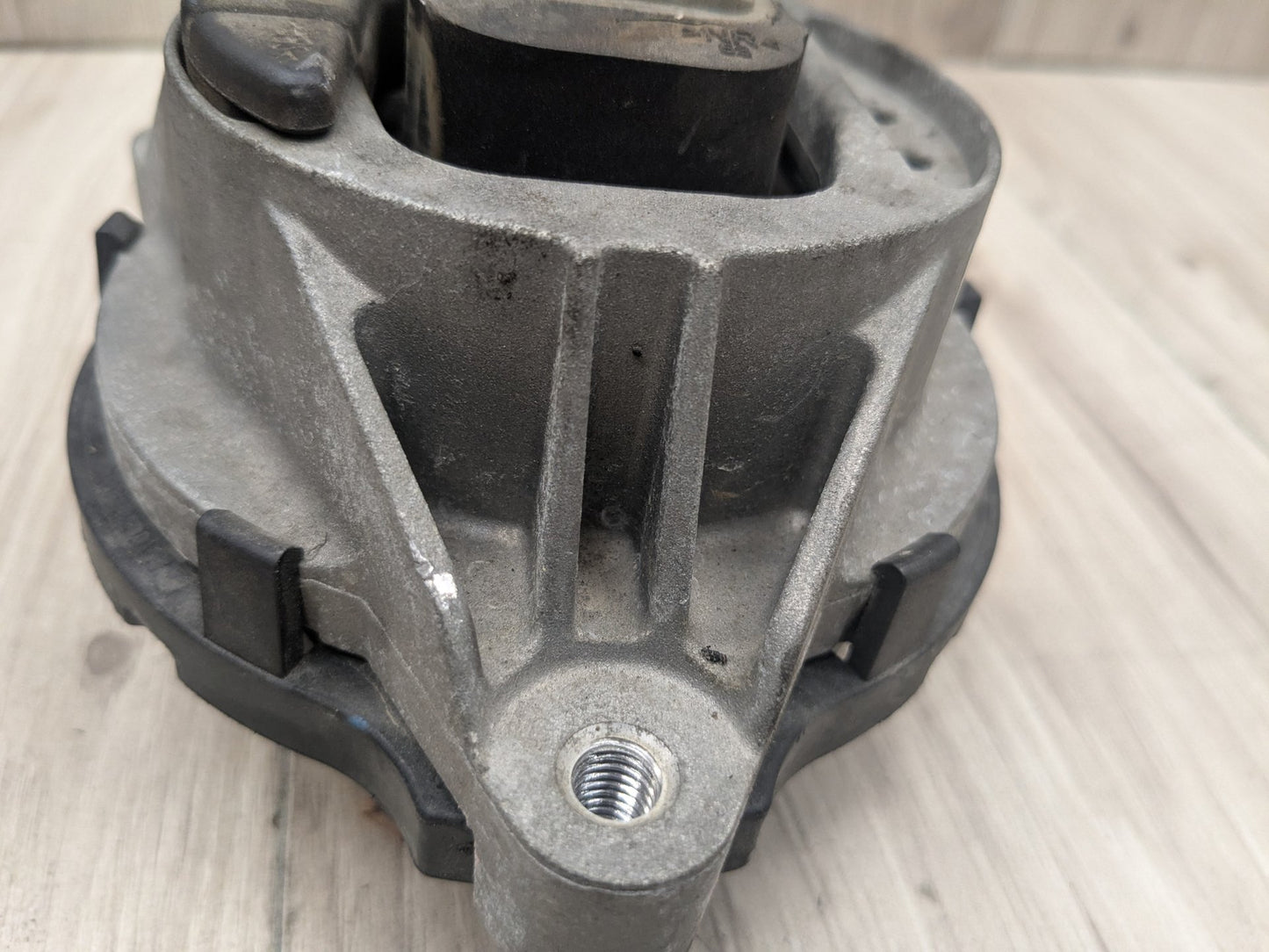 OEM BMW F30 F32 F36 335 340 435 440 Engine N55 B58 Right Passenger Motor Mount