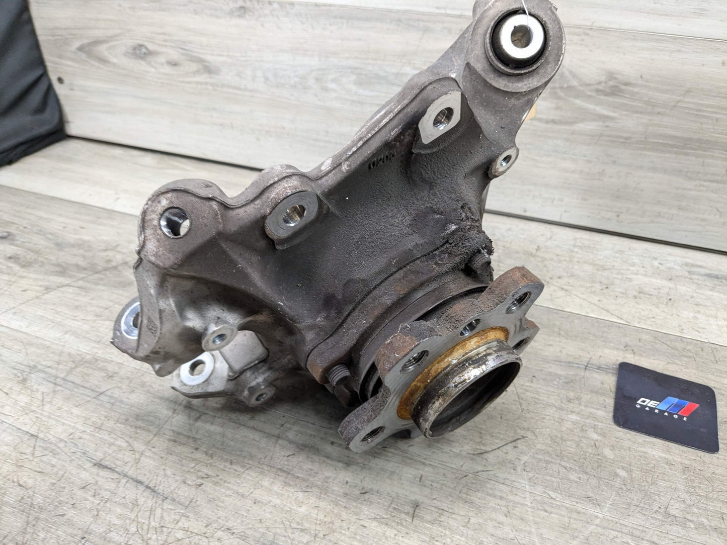 2021 BMW 330i G20 Rear Right Passenger Spindle Knuckle w/ Bearing 6899306 19-24 OEM BMW G20 330 M340 REAR Right Passenger Knuckle Hub Spindle Bearing RWD