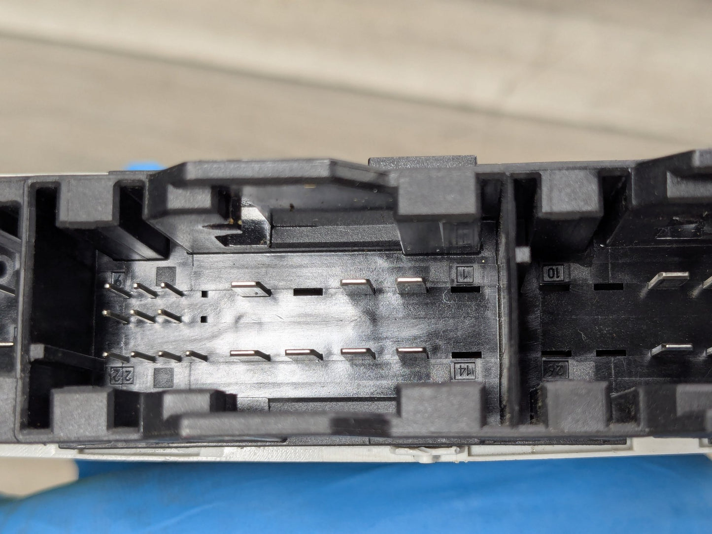 2011-2016 BMW 528i F10- Front Seat Control Module PN: 9280915