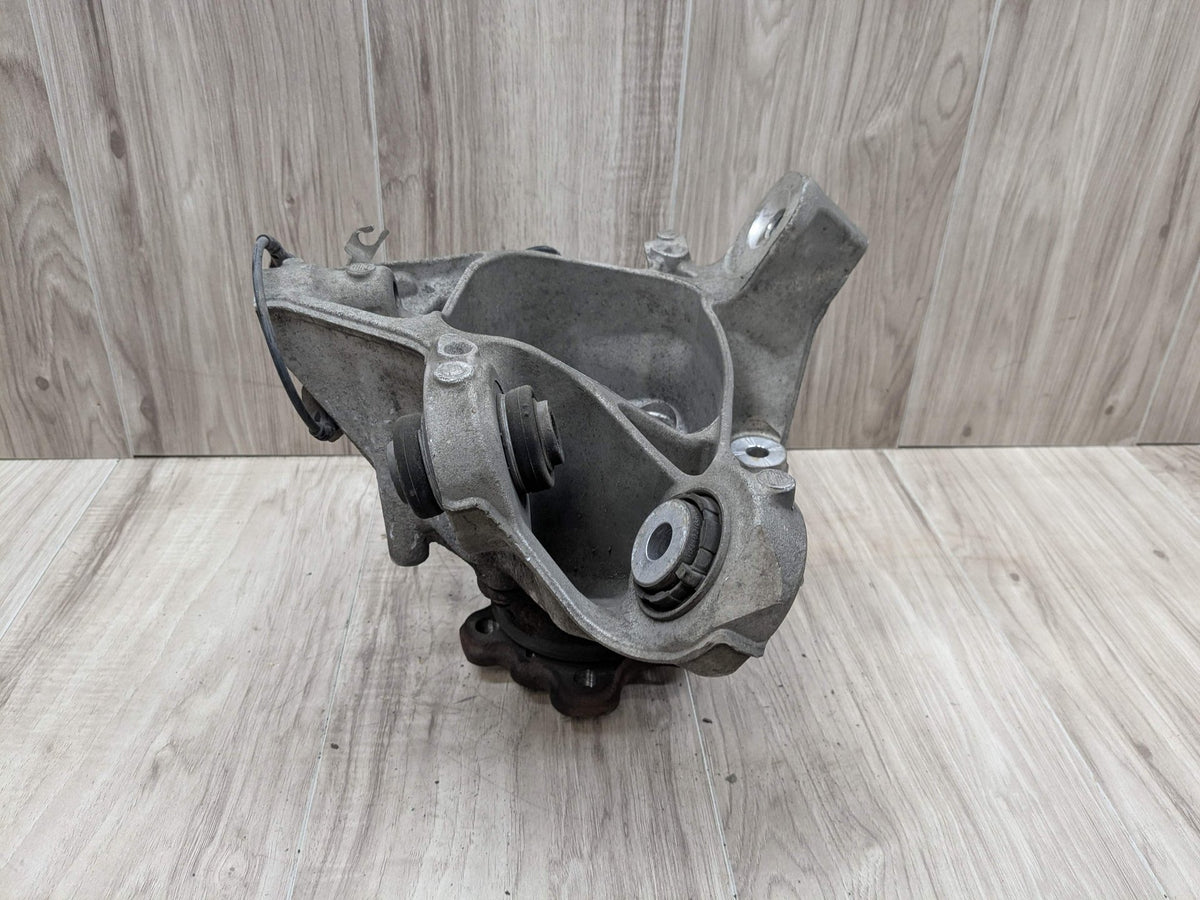 OEM BMW G05 G06 G07 X5 X6 X7 Rear Left Driver Side Hub Spindle Knuckle Bearing